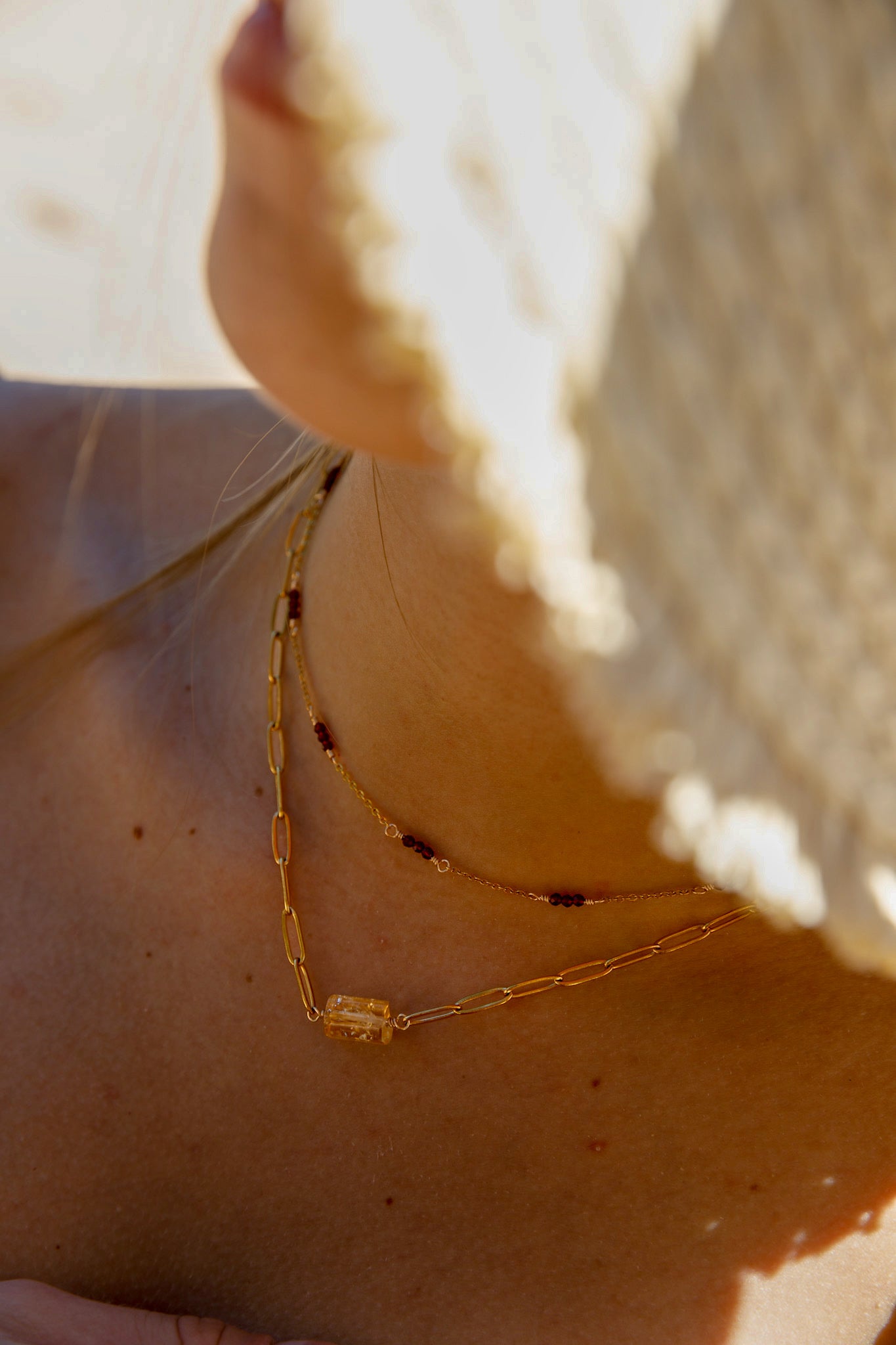 Collier trombone avec pierre de naissance et pierres naturelles