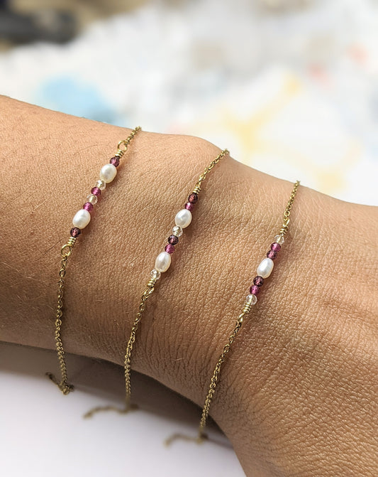 Bracelet personnalisé avec pierre de naissance familiale